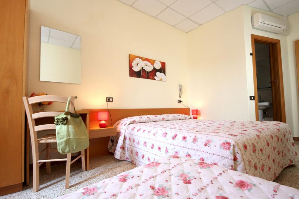 Albergo Dal Baffo Lazise Chambre photo