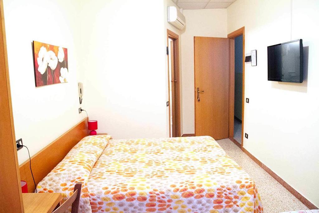 Albergo Dal Baffo Lazise Chambre photo