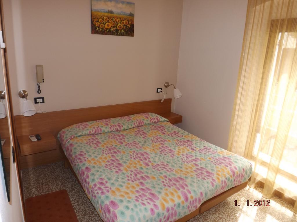 Albergo Dal Baffo Lazise Extérieur photo
